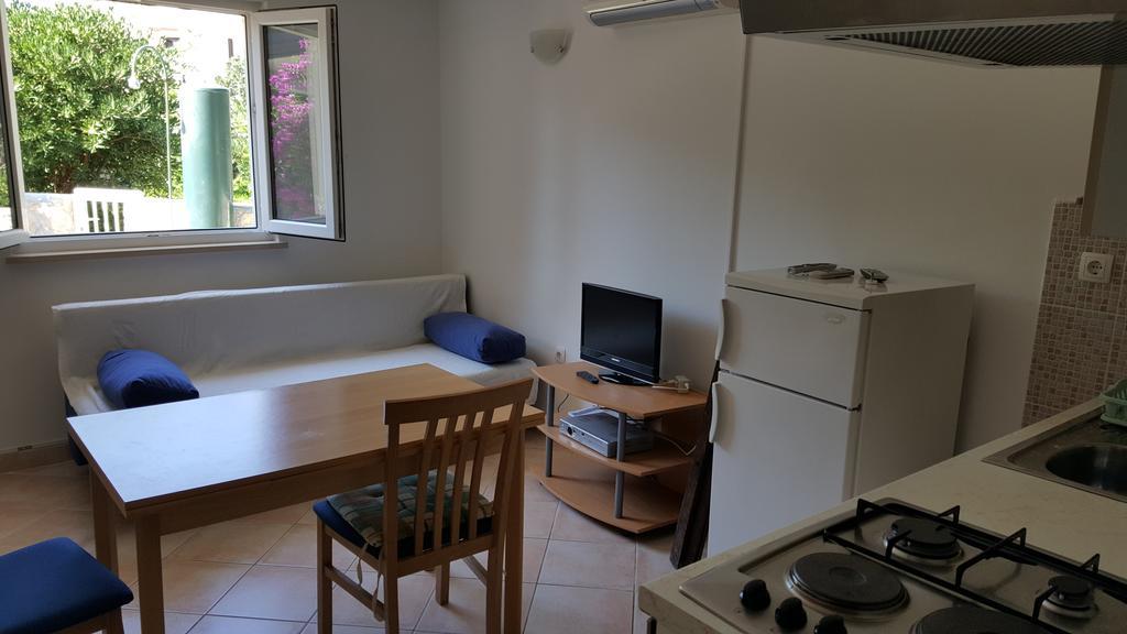 Studio Apartment Bosko Novalja Εξωτερικό φωτογραφία