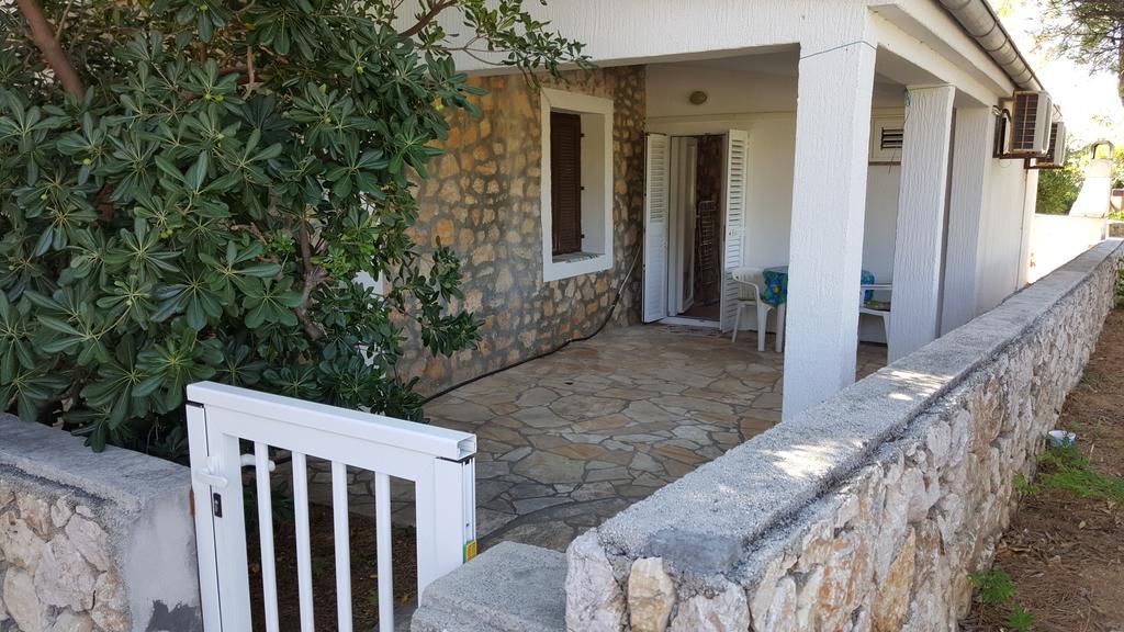 Studio Apartment Bosko Novalja Εξωτερικό φωτογραφία