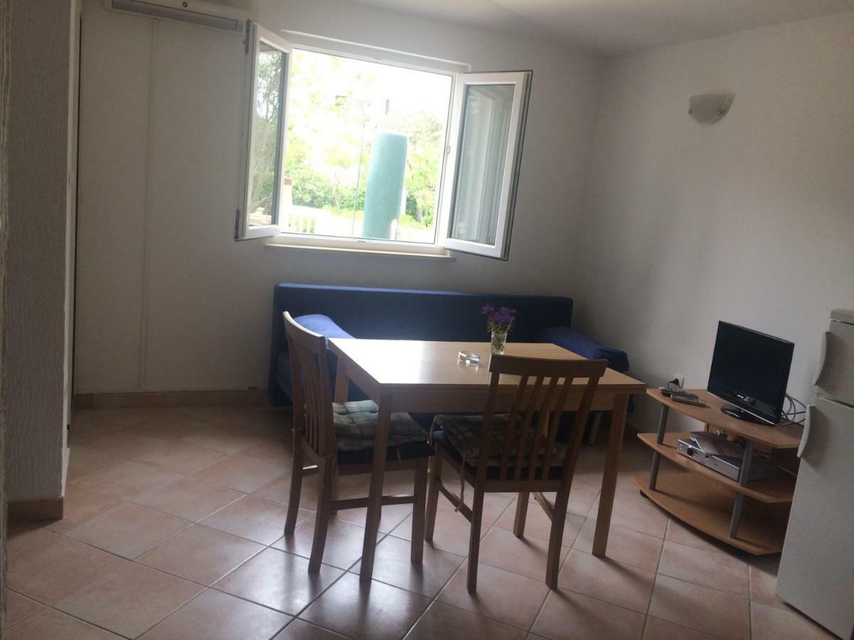 Studio Apartment Bosko Novalja Εξωτερικό φωτογραφία
